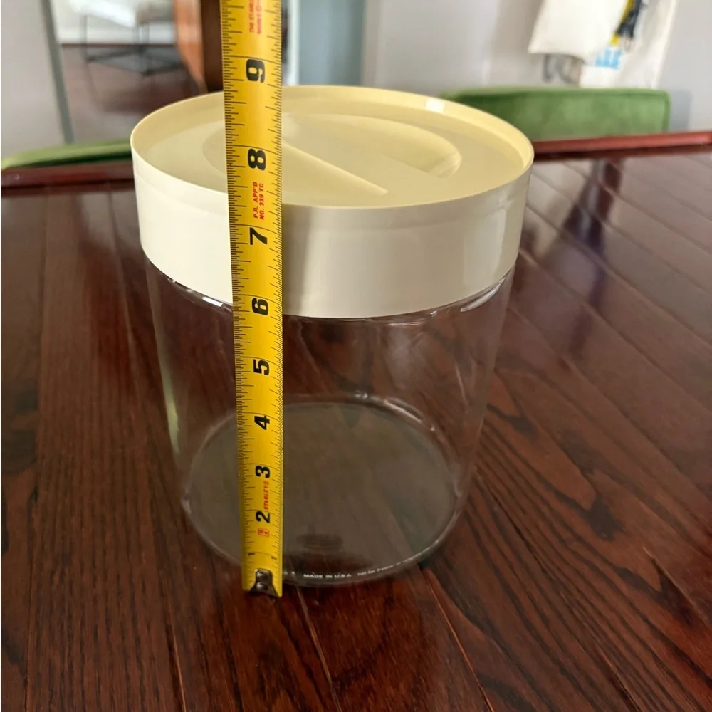 Airtight Clear Food Storage Canister with Cream Lid
